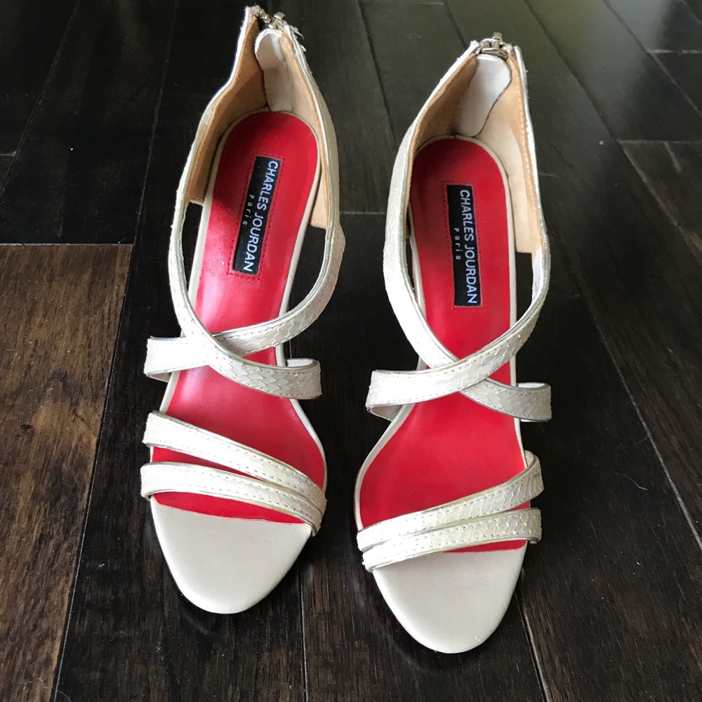 Charles Jourdan Heels size 6 1/2 gold shimmer
